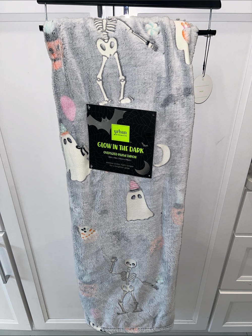 Halloween Glow-In-The-Dark Ghost Party Oversized Plush throw blanket 60”x70”